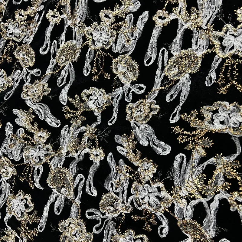 High-end luxurious gold-thread - Embroidery Design 3D 评论和价格