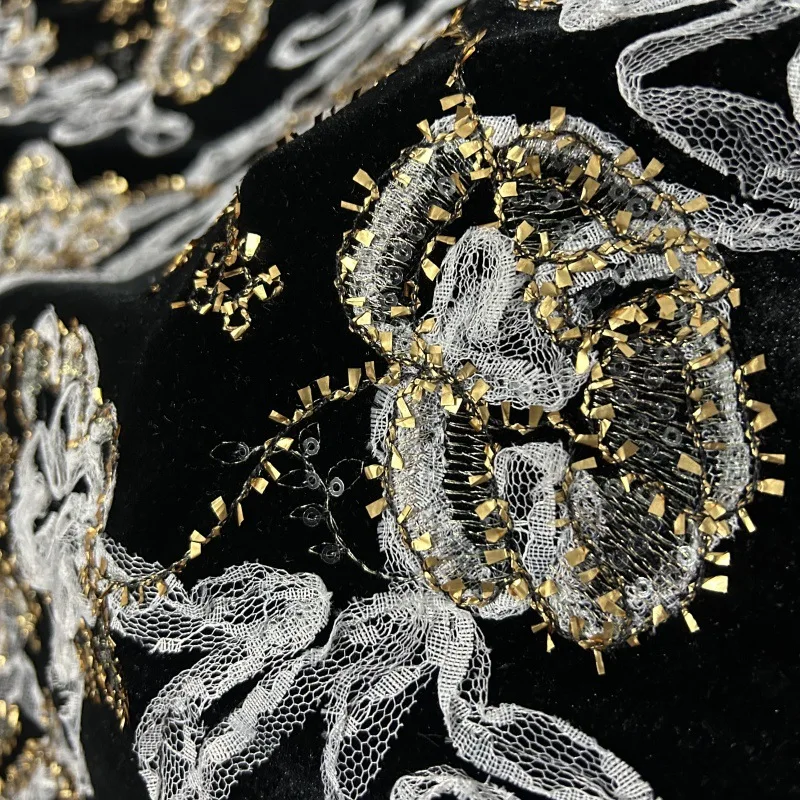 High-end luxurious gold-thread - Embroidery Design 3D 评论和价格